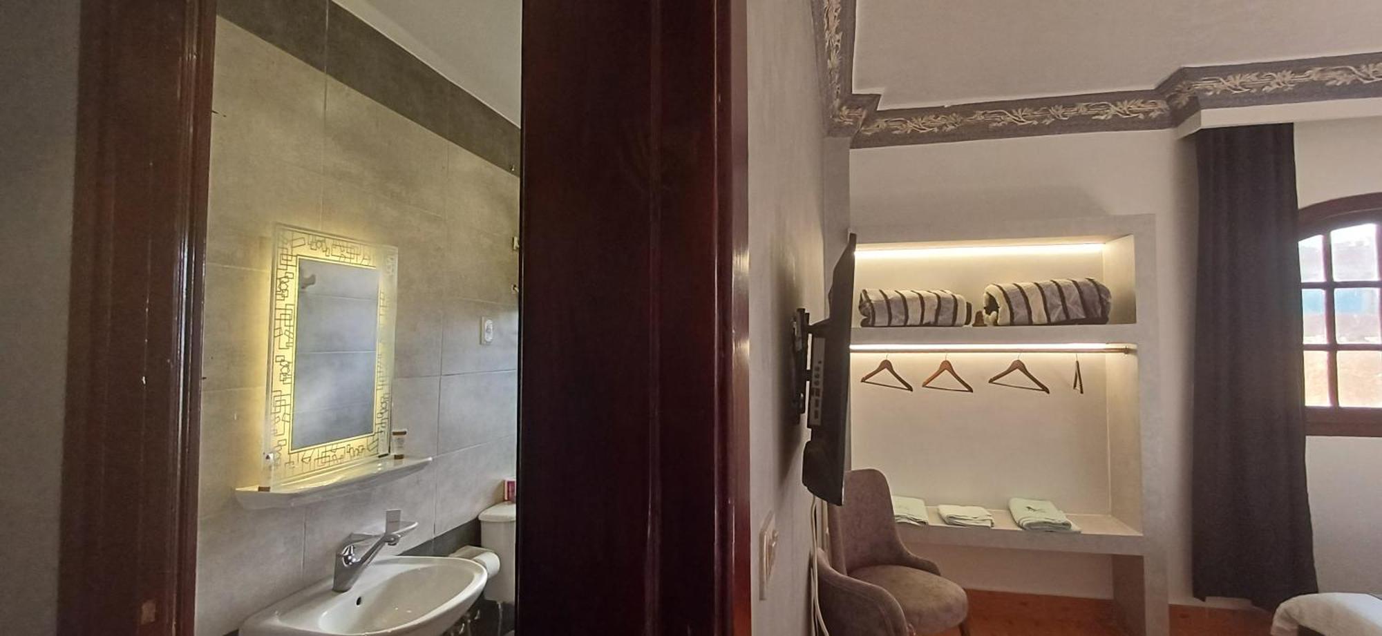 Pyramids Kingdom Hotell Kafret el-Gabal Exteriör bild